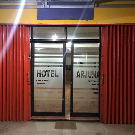 Hotel Arjuna Baturaja  Zewnętrze zdjęcie