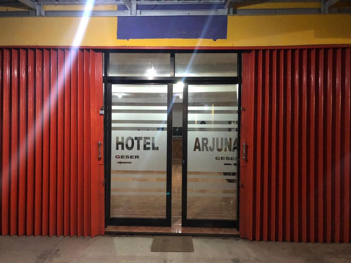 Hotel Arjuna Baturaja  Zewnętrze zdjęcie